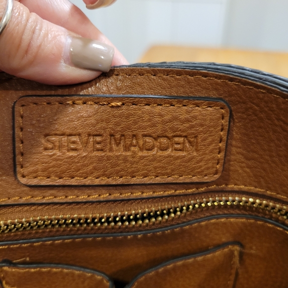 💮EUC~ STEVE MADDEN SHOULDER BAG - Picture 5 of 11